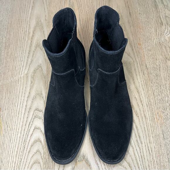 Born Bresson Suede Chelsea Boot Pull On Black Ankle Bootie Women’s 7 - Picture 8 of 13
